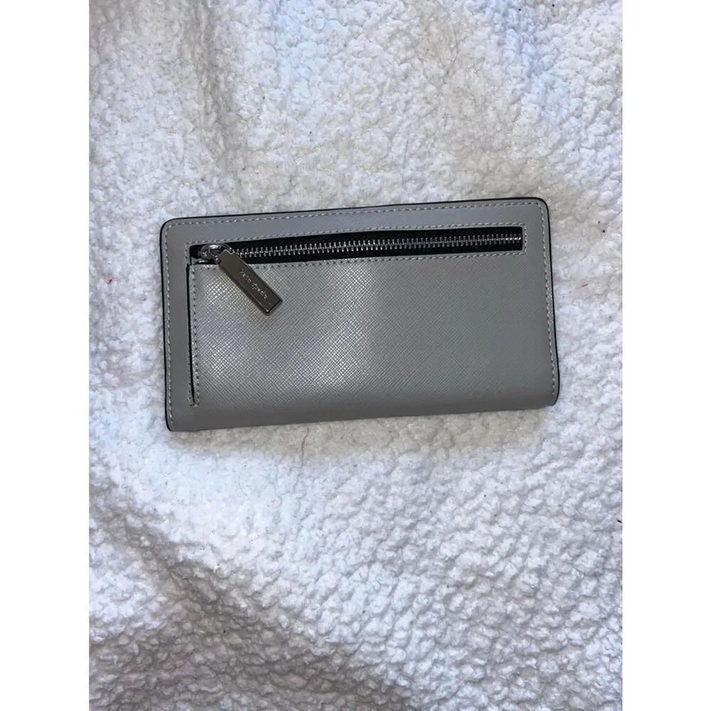 kate spade Two-Tone Gray and White Zip Wallet with Logo